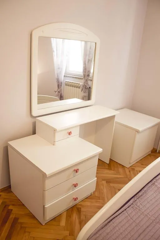 Apartment Gulic Supetarska Draga Croaţia
